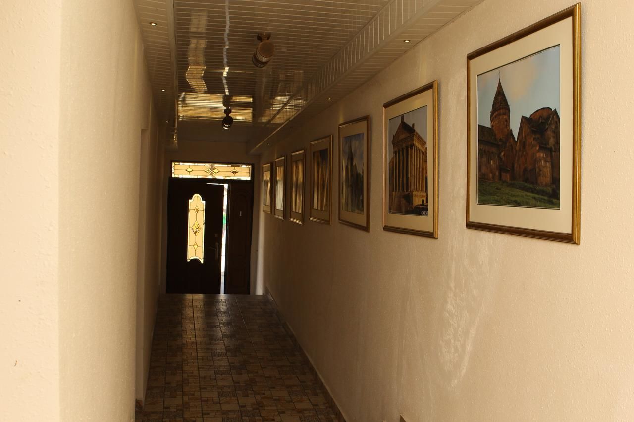 Хостелы Inter Boutique Hotel Ереван-16
